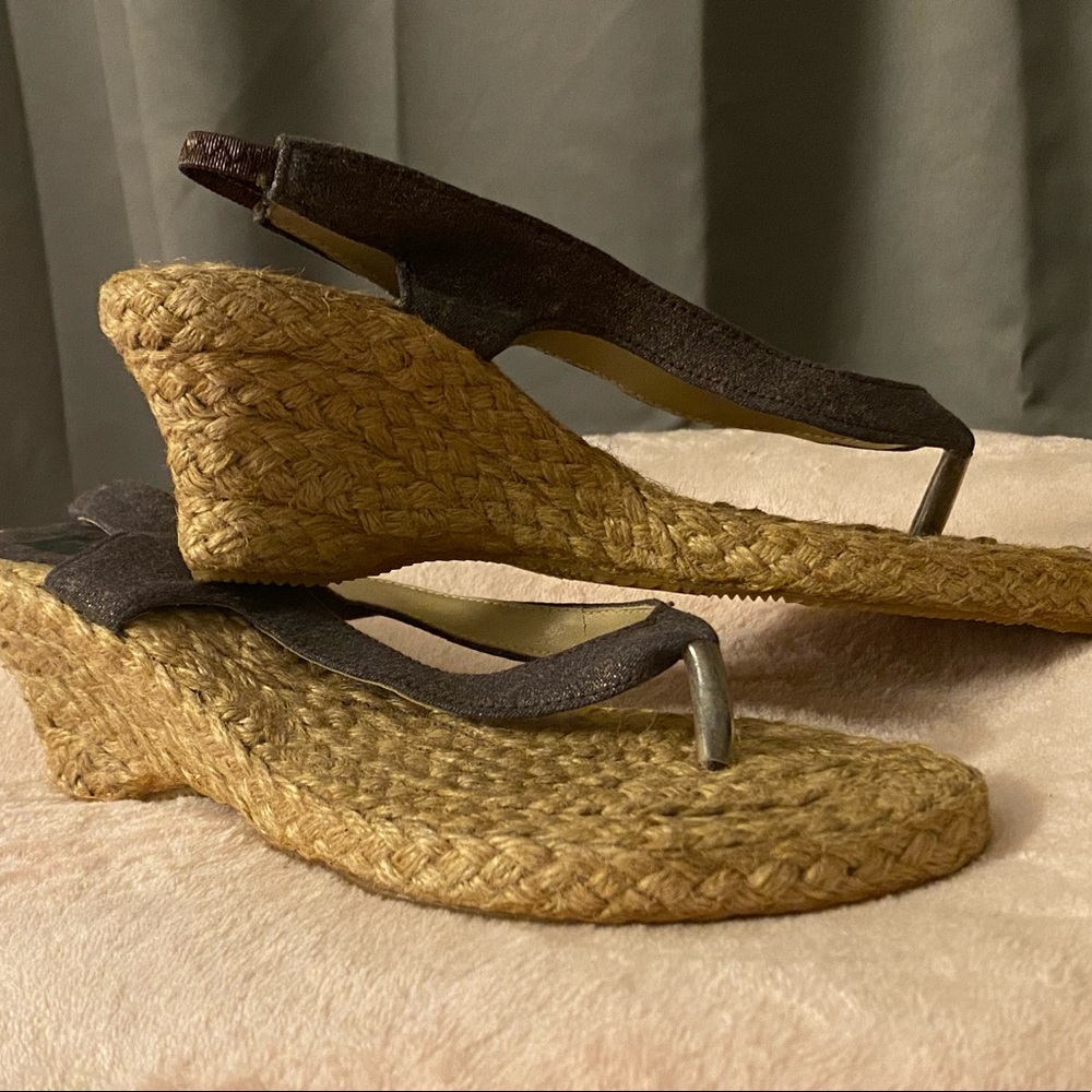 Sandals - Picture 4 of 4